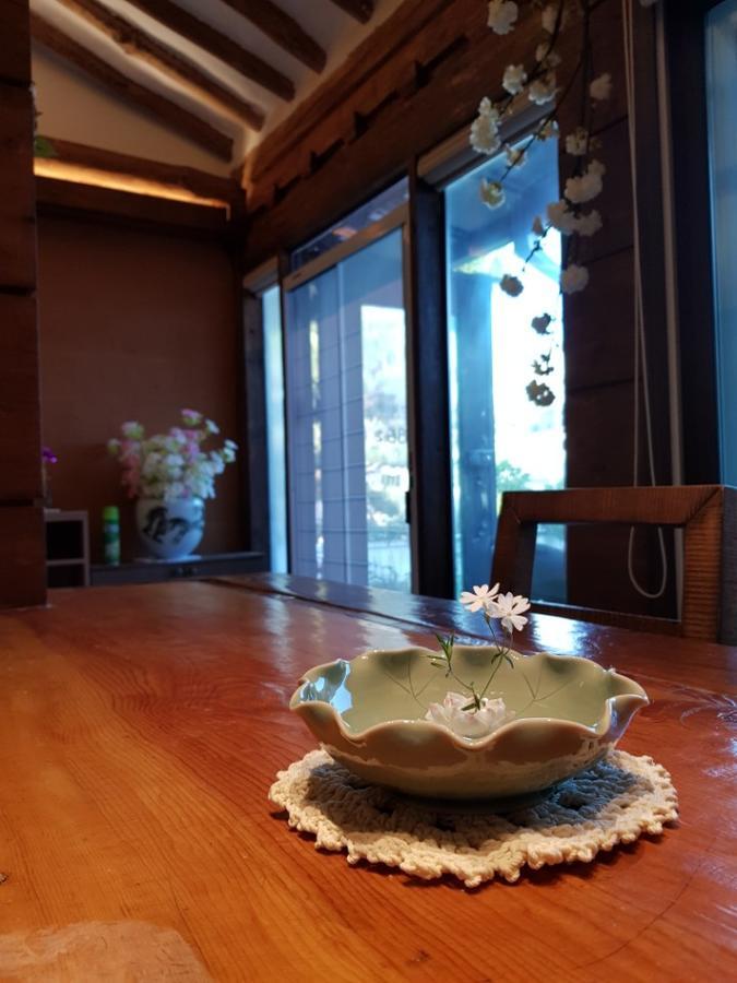 Eunhaengro 86.2 Hotel Jeonju Exterior photo